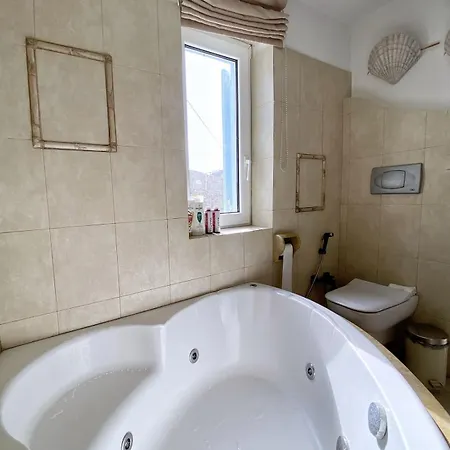 Cycladique - Pres De Panormos Lägenhet *